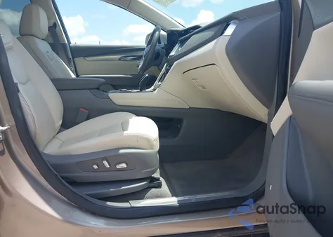 2022 Cadillac Xt5 Awd Premium Luxury z USA, uszkodzony, nr VIN 1GYKNDRSXNZ112680